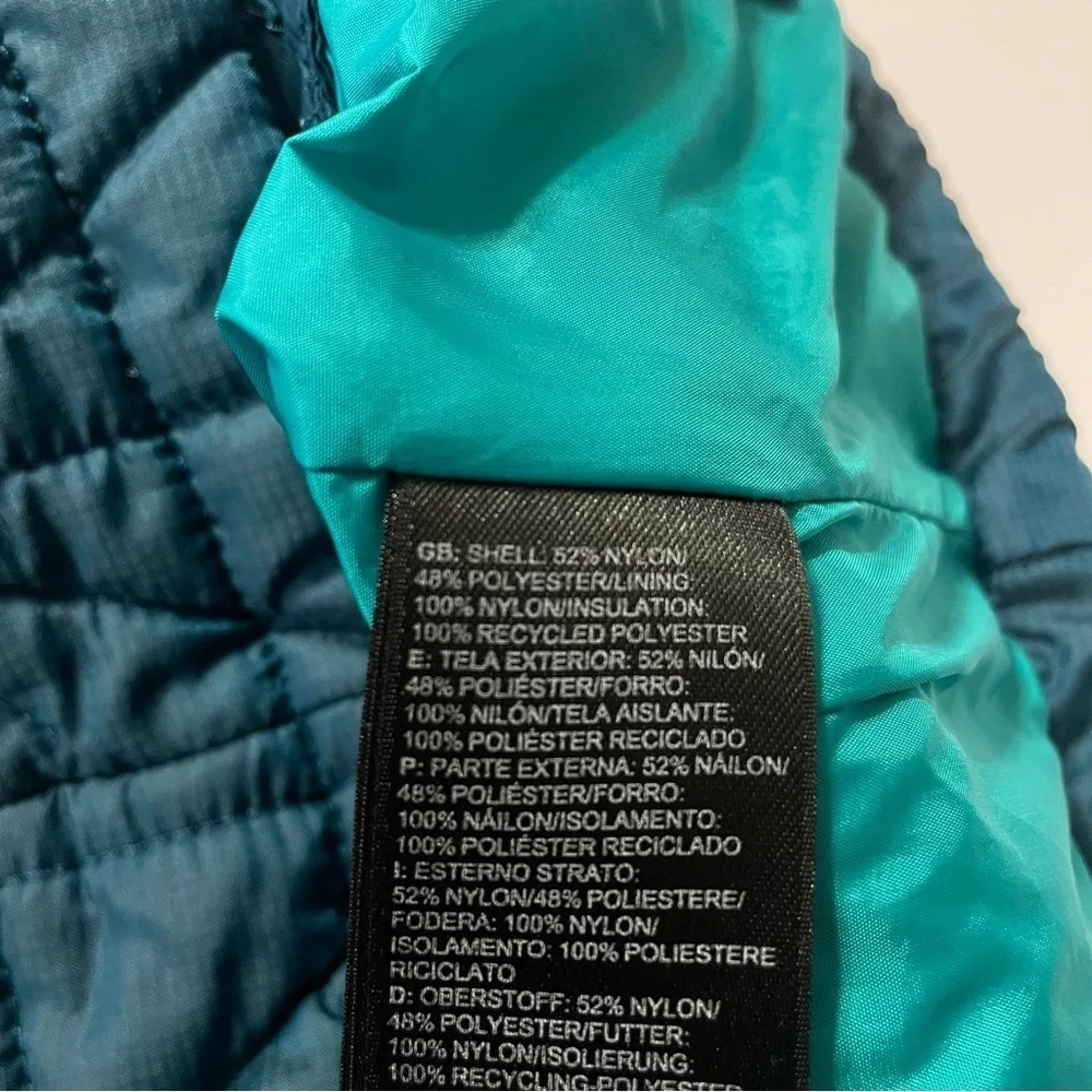 The North Face Women's Turquoise Quilted Vest Size XS - Picture 7 of 8